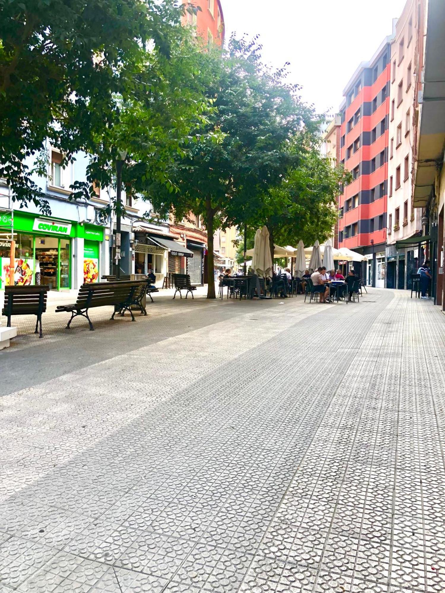 Unique Bilbao Bilbau Exterior foto